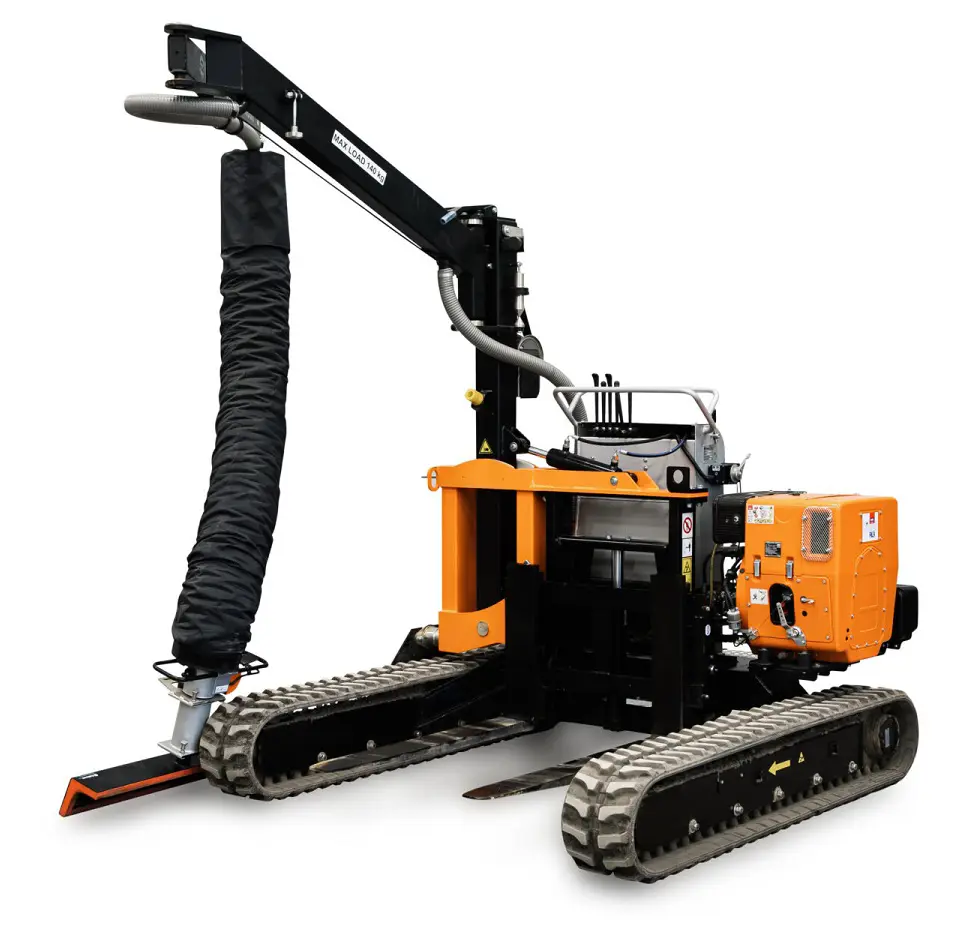 Street curb laying machine